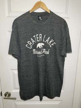 Crater Lake National Park Mens XL Tshirt Black Heather Dark Gray Oregon USA